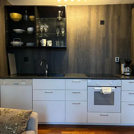 Retro Apartment *